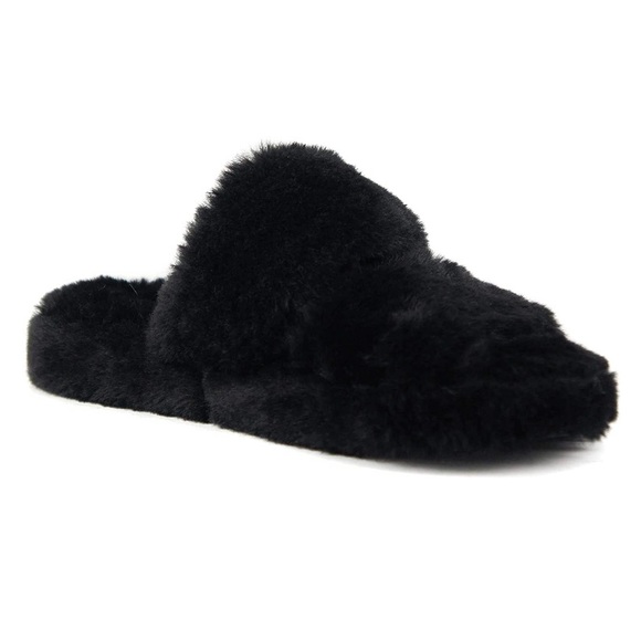 Soda Women Soft Fur Fuzzy Fluffy Sandals Black